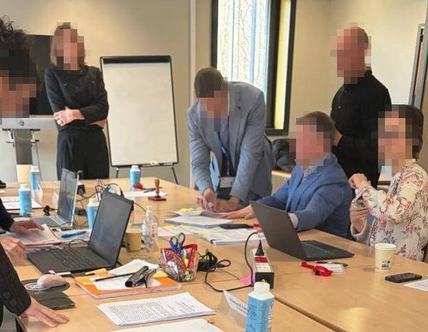 Головна 54 Жеваго: Французькі правоохоронці підозрюють у розкраданні 500 мільйонів гривень