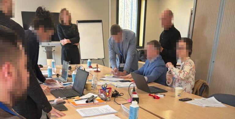 Жеваго: Французькі правоохоронці підозрюють у розкраданні 500 мільйонів гривень 9 Жеваго: Французькі правоохоронці підозрюють у розкраданні 500 мільйонів гривень 7