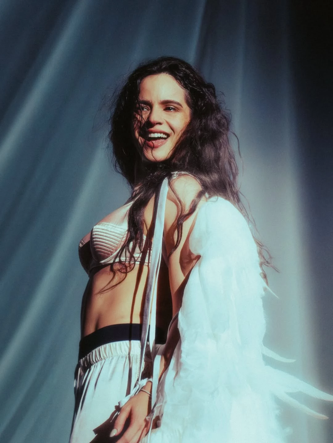 Розалія підкорює світ: обираємо найяскравіші образи з туру LUX0