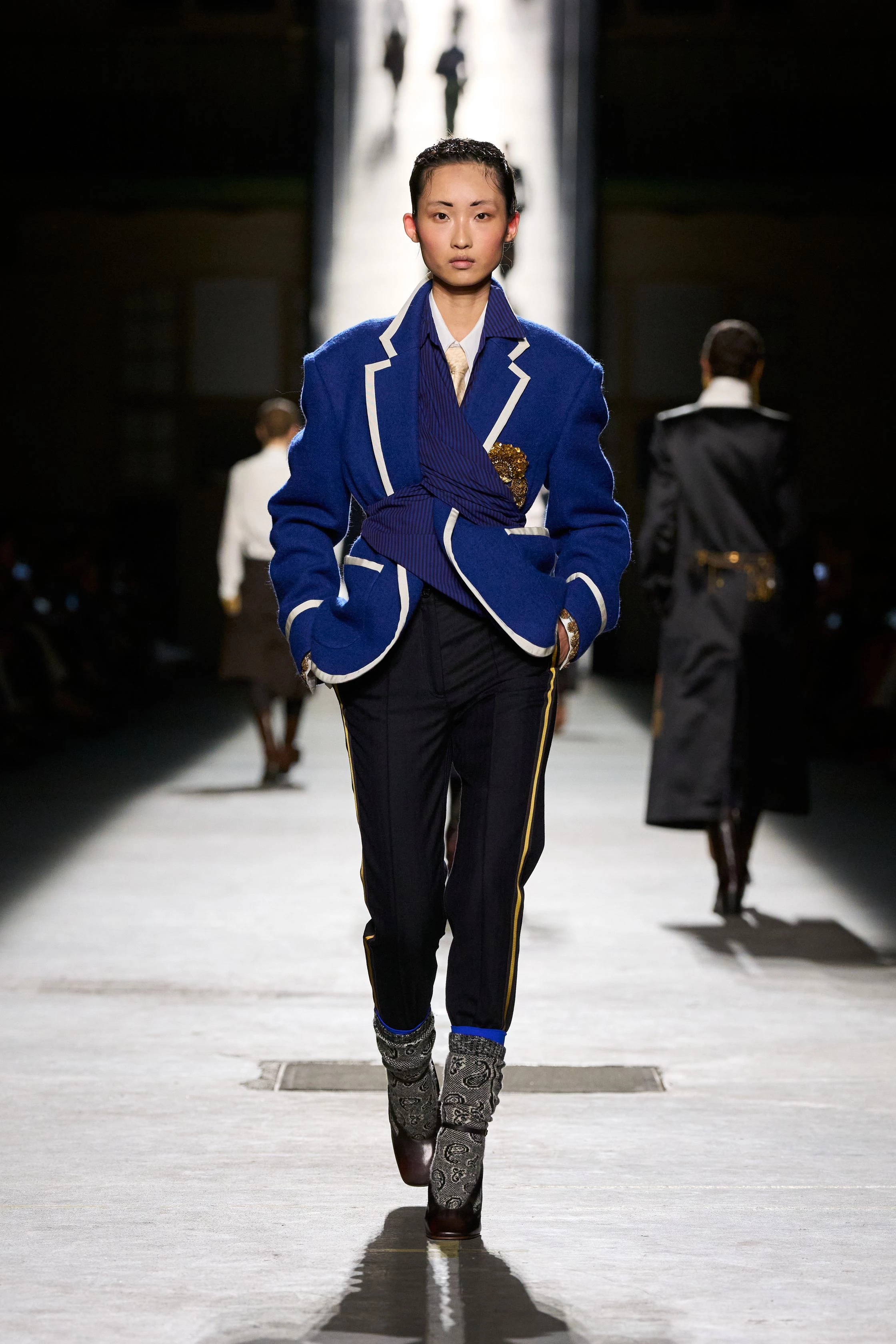 Dries Van Noten повертає молодість: нова колекція осінь-зима 2026/2027 захоплює дух2