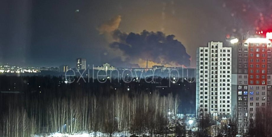 ЗСУ нищать нафтопереробні заводи РФ: вдарили по НПЗ у Ярославлі та заводі в Чапаєвську 2 ЗСУ нищать нафтопереробні заводи РФ: вдарили по НПЗ у Ярославлі та заводі в Чапаєвську 2