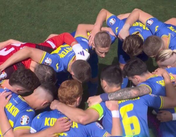 Українці жартують над поразкою збірної: нові меми вже тут!