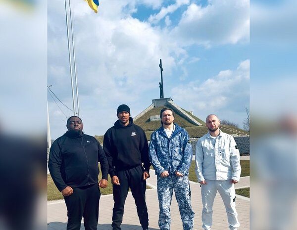 Українські пригоди Усика та Джошуа: як чемпіони підкорили Львів та&hellip;