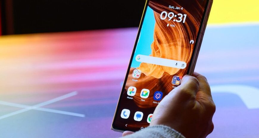 Головна 63 Motorola наздоганяє Samsung: розкрито секрет успіху нових смартфонів