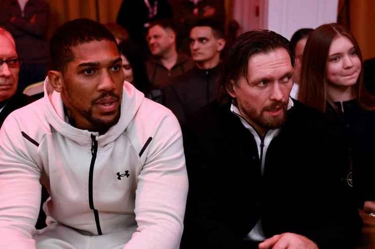 Усик розкрив неочікувану причину, чому міг залишити бокс заради захисту України 5