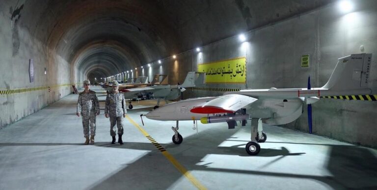 Іранські хімікати: як шпигуни полюють на зброю масового ураження в тіні війни 27 Іранські хімікати: як шпигуни полюють на зброю масового ураження в тіні війни 10