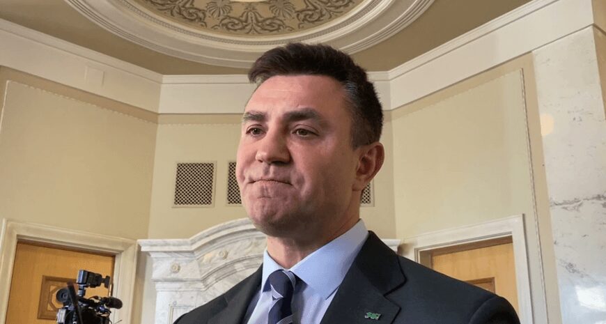 Головна 49 Членство у «Слузі народу»: Тищенко назвав це «втраченим життям»