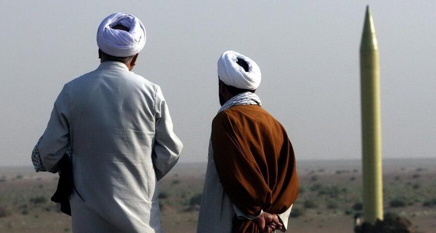 США готують наземну операцію в Ірані: Тегеран перекидає війська та мінує острів&hellip;