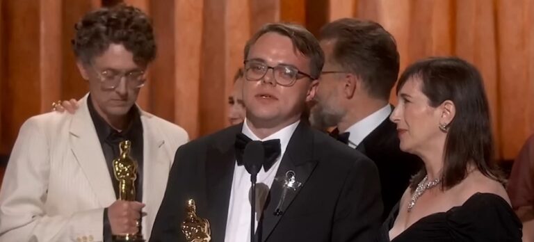 "Я, Ніхто": Талантівський фільм, що підкорив Оскар-2026, дістався до екранів 33 "Я, Ніхто": Талантівський фільм, що підкорив Оскар-2026, дістався до екранів 9