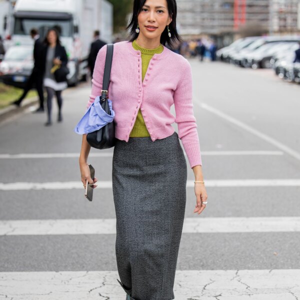 Рожевий кардиган: Весняний хіт, що витісняє бомбери