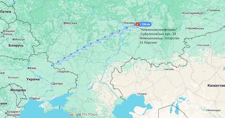 Пожежа охопила НПЗ у Татарстані: потужний вибух налякав Нижньокамськ 5