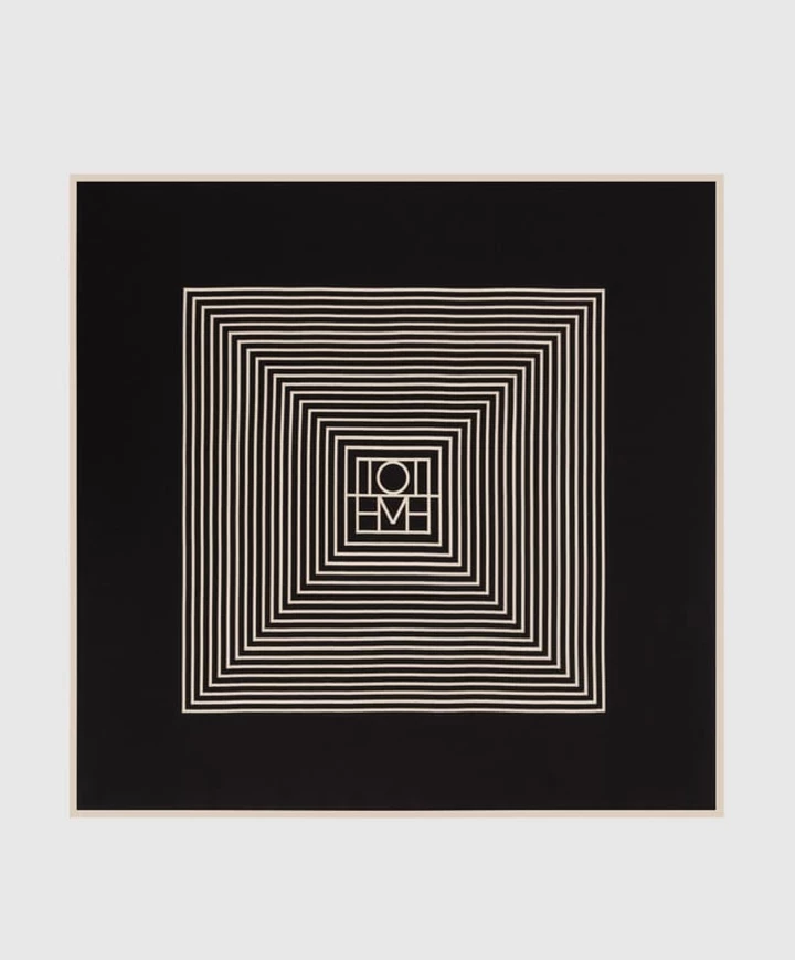 Бандана на шиї: осідлайте ковбойський тренд сезону!9