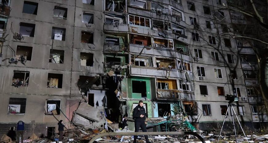 Харків під ударом: ракета РФ зруйнувала багатоповерхівку