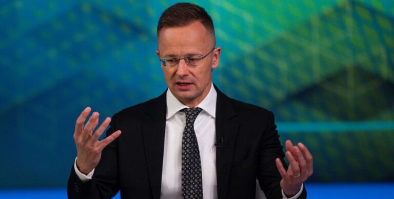 Зеленський говорить правду: МЗС спростовує заяви Сіярто про "брехню" 24 Зеленський говорить правду: МЗС спростовує заяви Сіярто про "брехню" 16