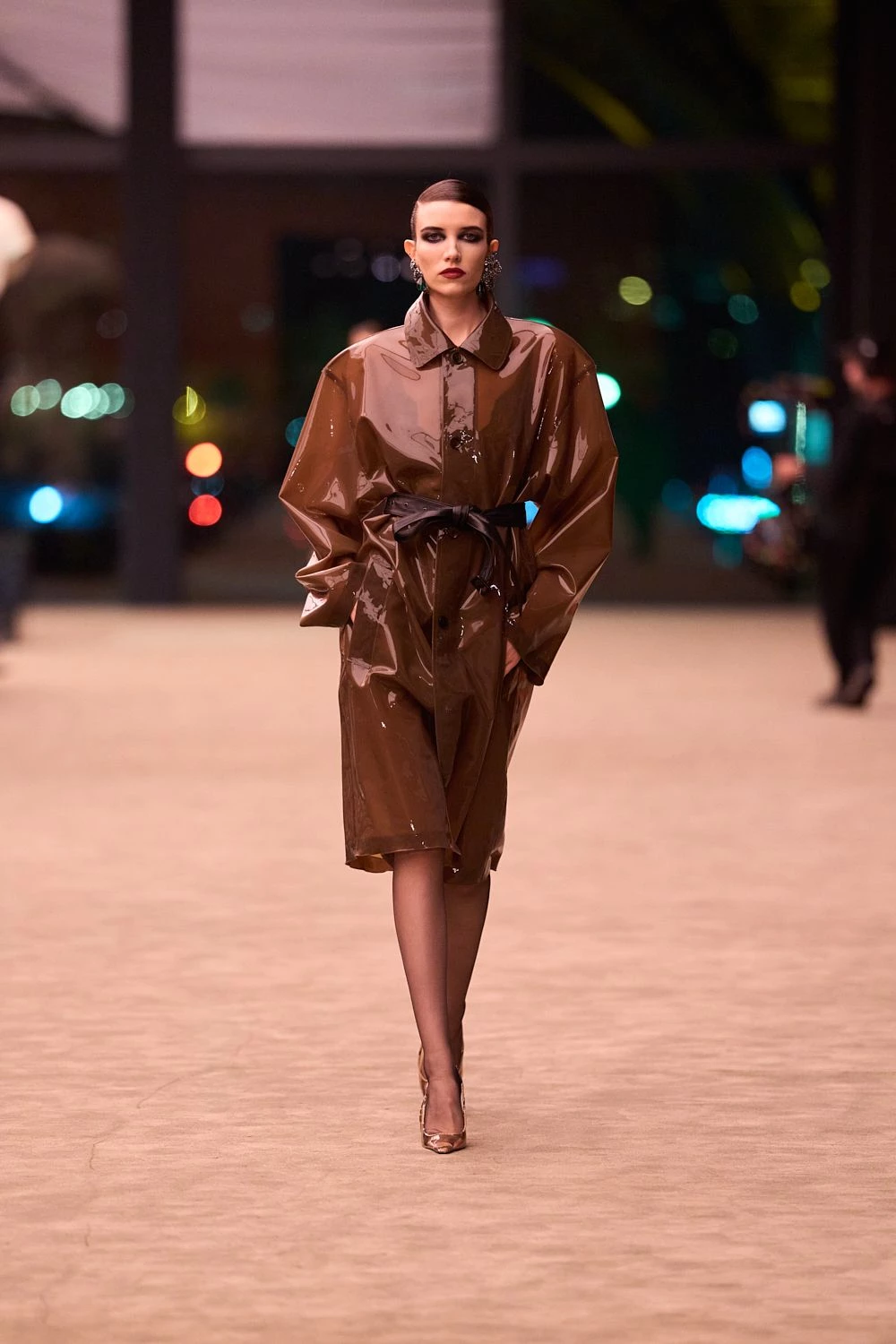 Saint Laurent розкриває сексуальність і строгість у колекції осінь-зима 2026/20277