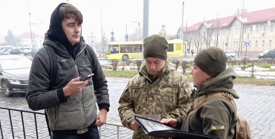 Вінниця мобілізує: створено мобільні групи для вручення повісток 2