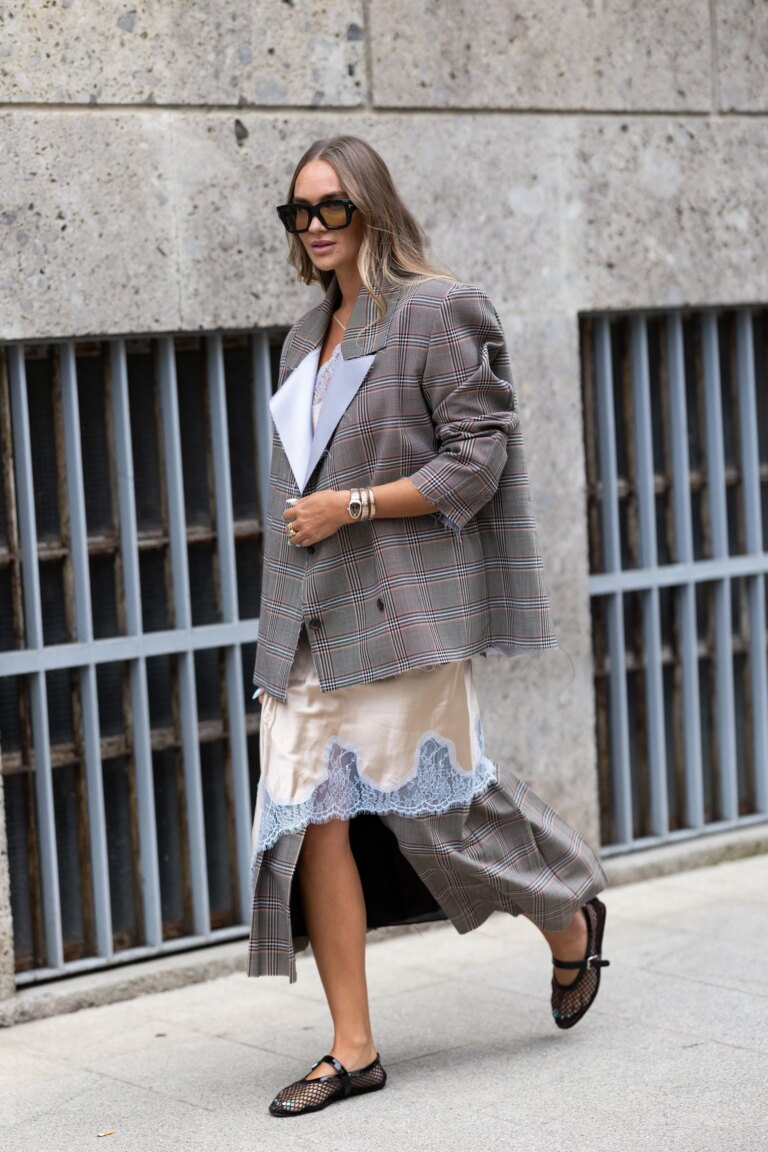 5 балеток Мері Джейн, що підкорять ваші весняні образи: від яскравих до класичних 15