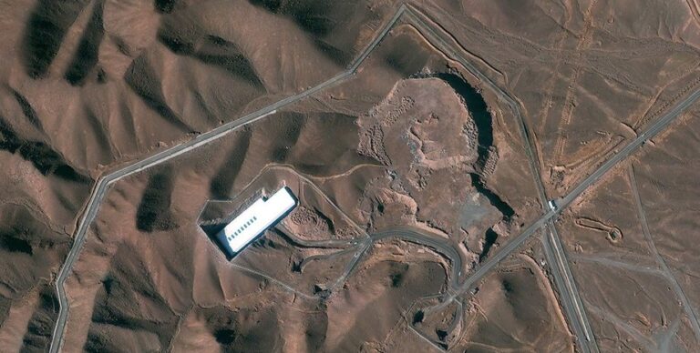 Ізраїль націлився на ядерний об'єкт Ірану поблизу Фордо: війна стає реальністю 3 Ізраїль націлився на ядерний об'єкт Ірану поблизу Фордо: війна стає реальністю 3