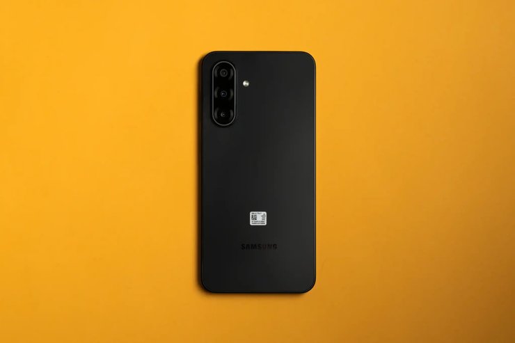 Обираємо смартфон до 10 000 грн: переможець тестування, що служитиме роками 4 Обираємо смартфон до 10 000 грн: переможець тестування, що служитиме роками 4