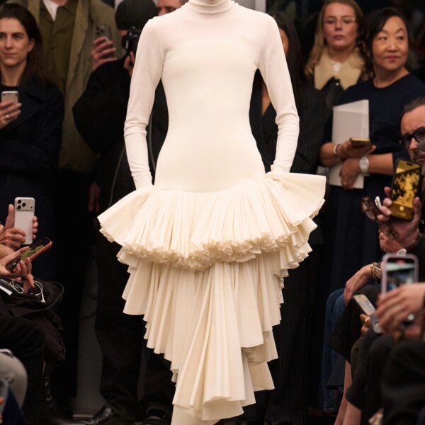 Пітер Мюльє залишає Alaïa: прощальні штрихи дизайнера