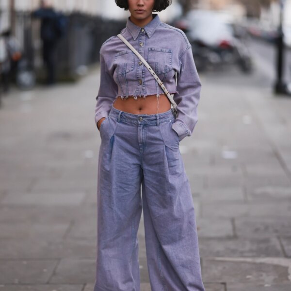 Бузкові джинси – новий хіт 2026: 4 модні відтінки, що&hellip;