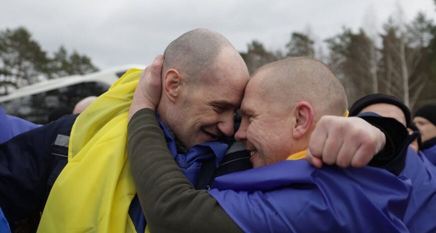 Звільнені герої: Як Україна повернула своїх захисників з полону