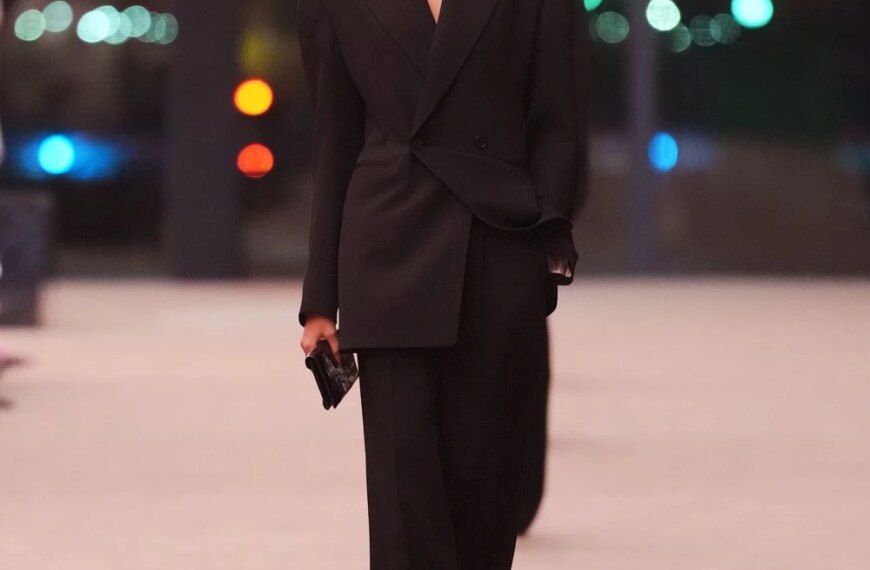 Saint Laurent розкриває сексуальність і строгість у колекції осінь-зима 2026/2027