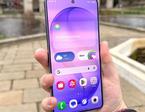 Головна 74 Galaxy S26, Pixel 10a та інші: розкриваємо топ-смартфони лютого (фото)