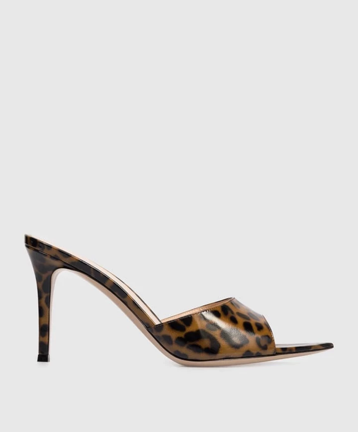 5 зухвалих пар взуття, що підкорять ваш образ цього сезону15