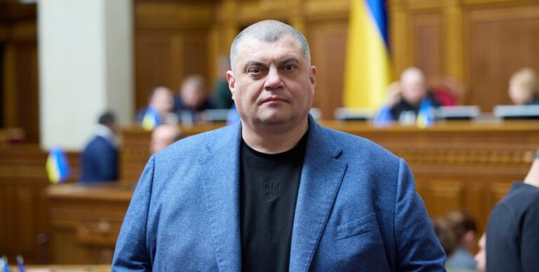 "Плівки Кісєля": нардеп "Юзік" викликаний на допит до НАБУ після повернення в Україну 3 "Плівки Кісєля": нардеп "Юзік" викликаний на допит до НАБУ після повернення в Україну 2