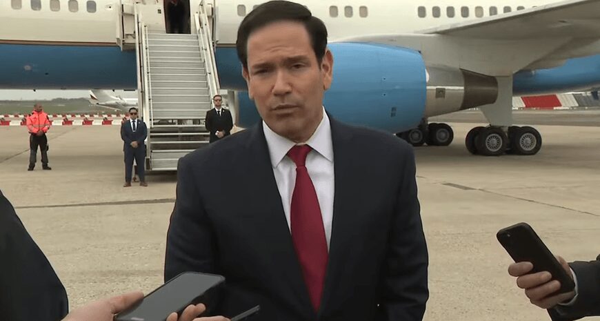 Головна 54 Рубіо спростовує Зеленського: США не вимагали припинення вогню на Донбасі