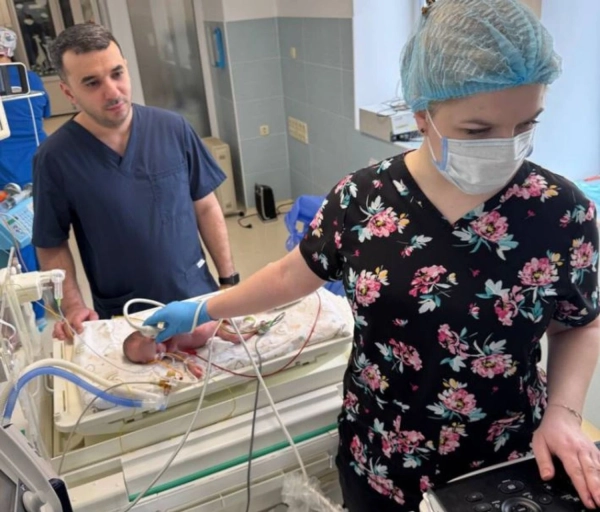 Київські кардіохірурги подарували шанс на життя крихітці вагою менше кілограма 4