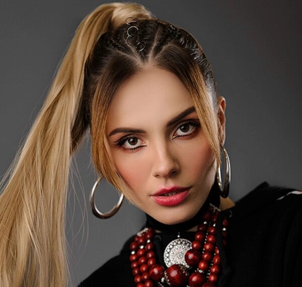 MamaRika з сином у пастці в ОАЕ: хвороба та перешкоди для повернення&hellip;