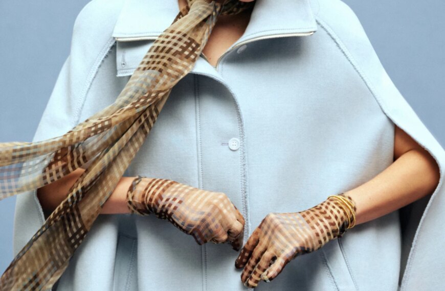 Головна 106 Валерія Гузема прикрасила кампейн the COAT by Katya Silchenko