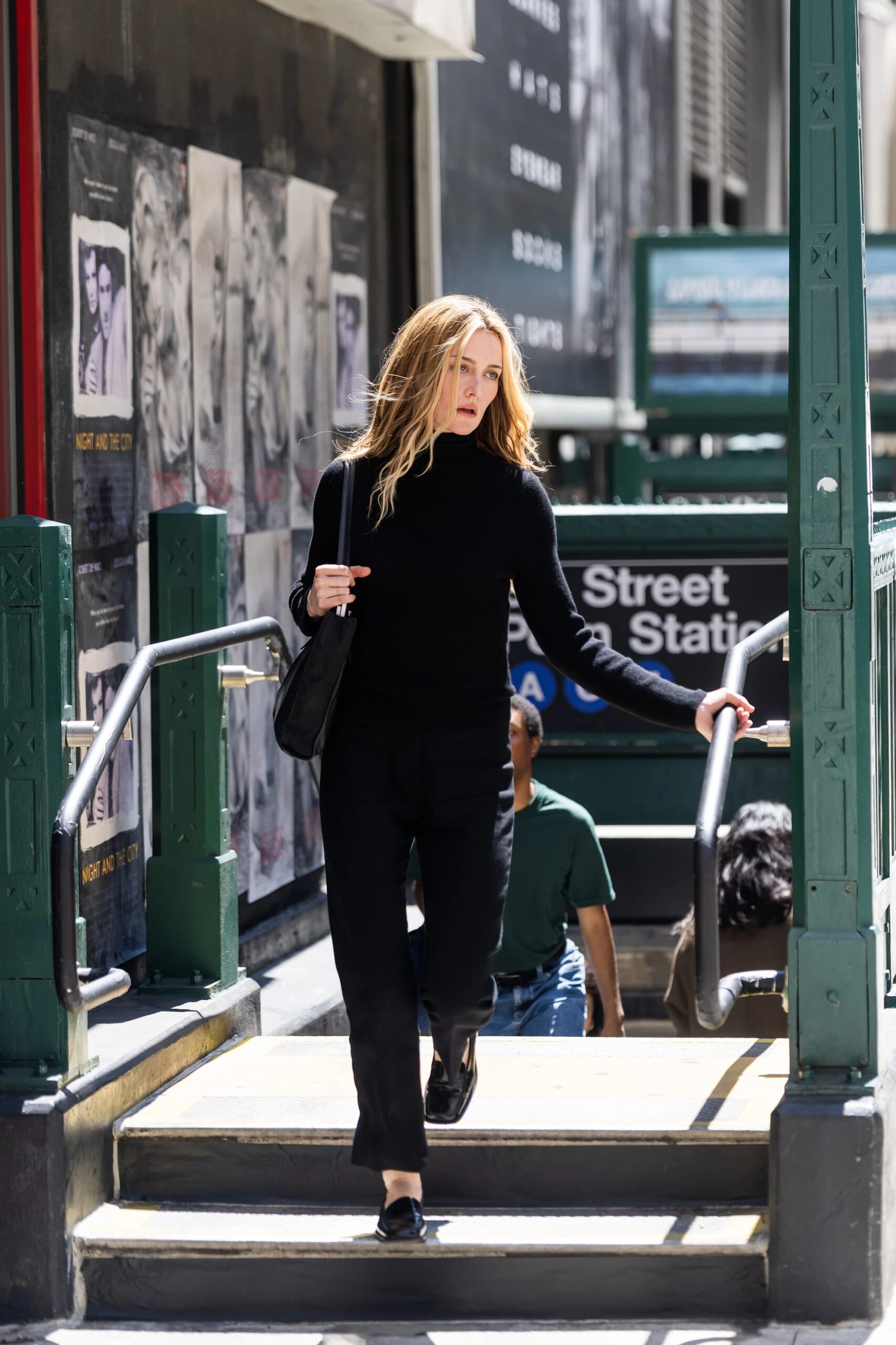 8 фільмів, що розкриють справжній мінімалізм 90-х: погляньте на культуру через об’єктив простоти