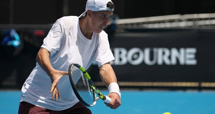 Микита Білозерцев: Спортсмен прощається з українським паспортом