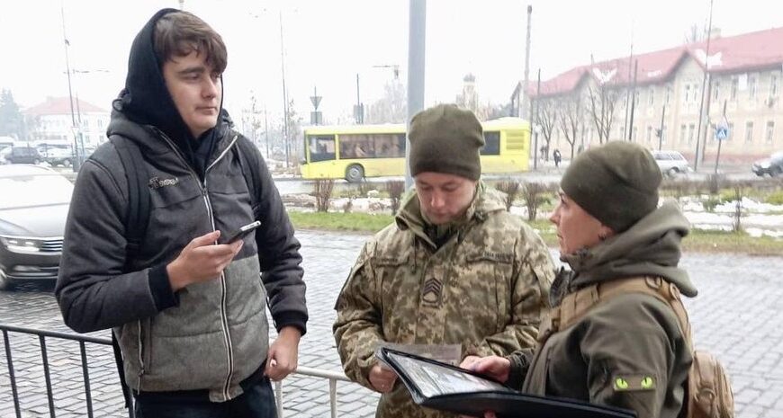 Львівське вбивство: Міноборони анонсує оновлення мобілізації після трагедії