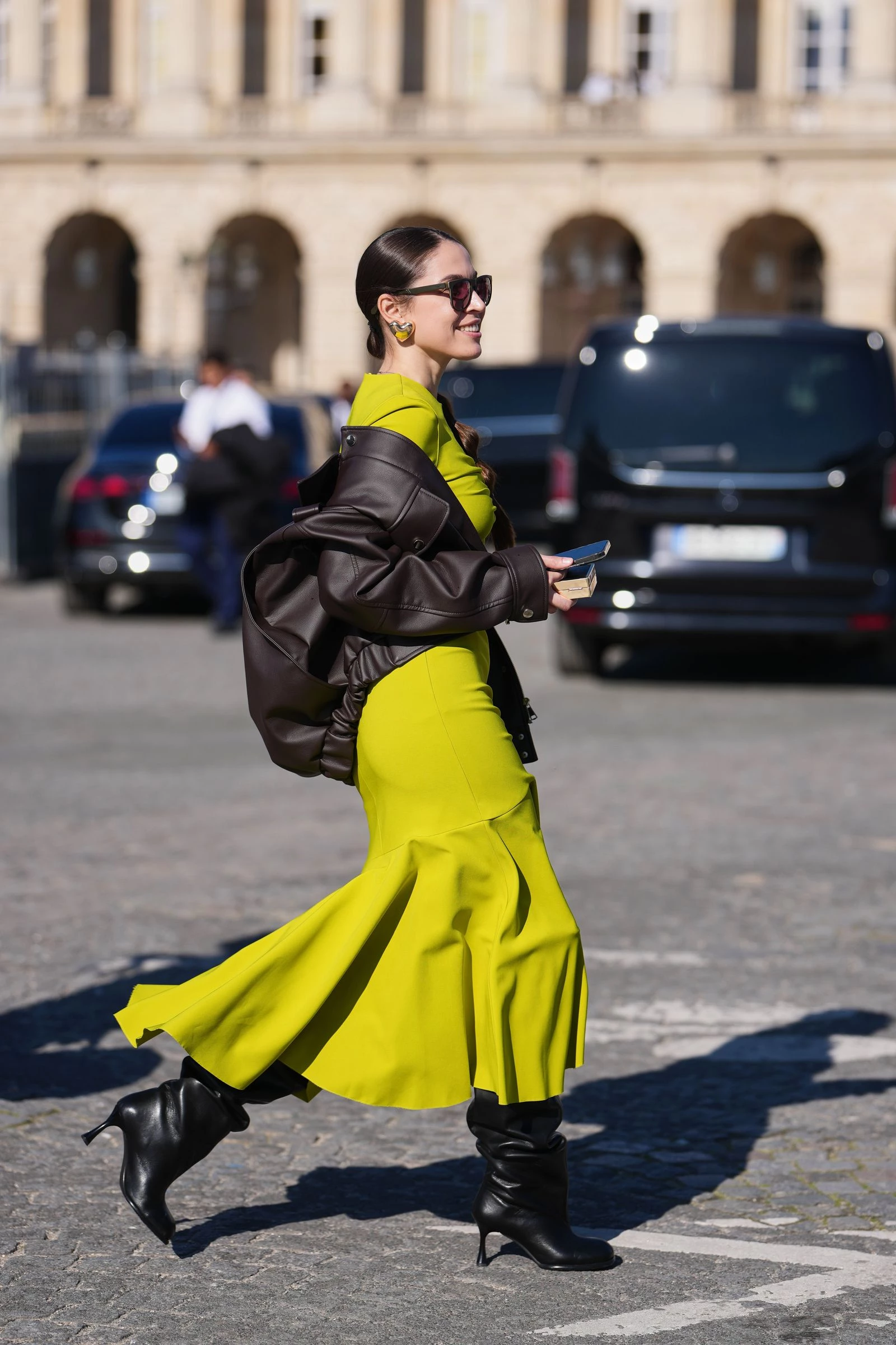 Весняно-літній сезон 2026: трендовий колір захоплює світ моди10