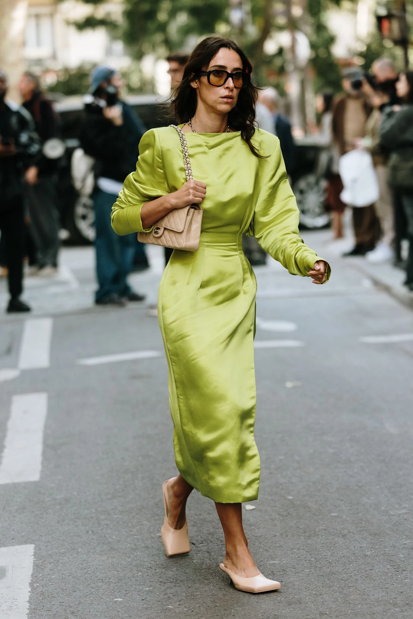 Весняно-літній сезон 2026: трендовий колір захоплює світ моди11