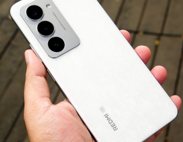 Головна 86 Redmi 17 5G: Детальний огляд ультрабюджетного смартфона з потужною батареєю…