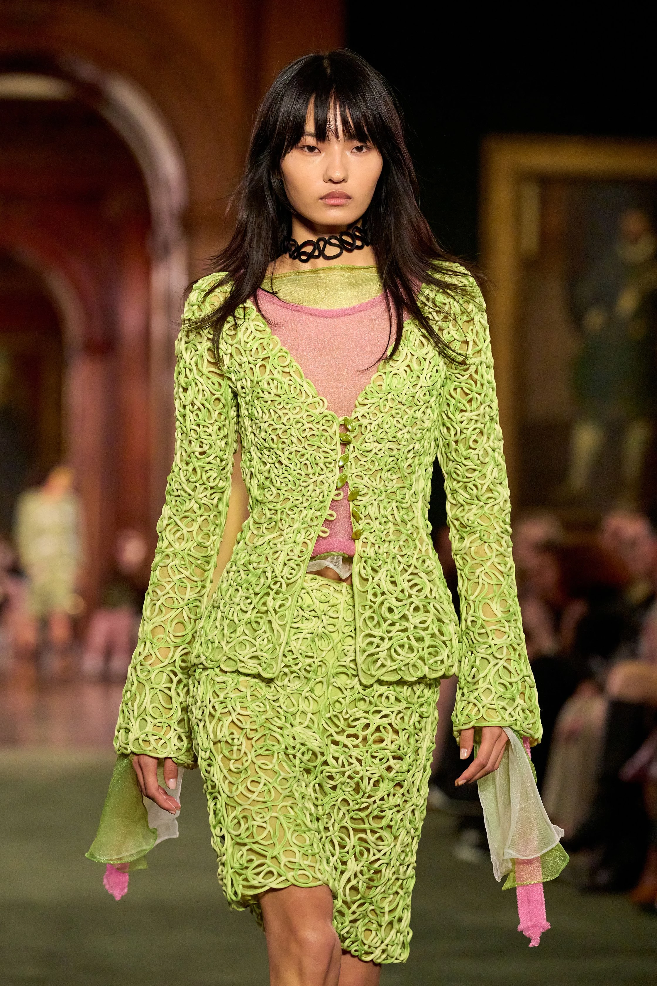 Louis Vuitton Cruise 2027: найяскравіші тренди нової колекції 14 Louis Vuitton Cruise 2027: найяскравіші тренди нової колекції4