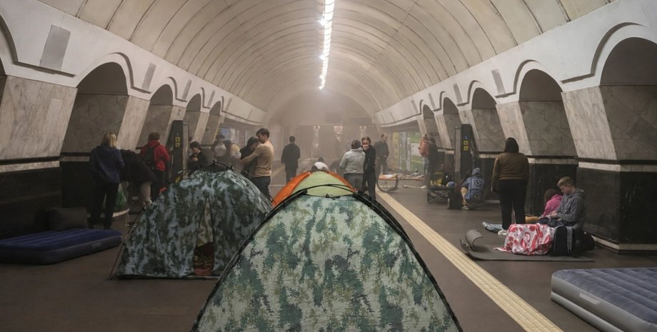 Паркінги та метро: де шукати безпеку під час обстрілів в Україні 3 Паркінги та метро: де шукати безпеку під час обстрілів в Україні 3