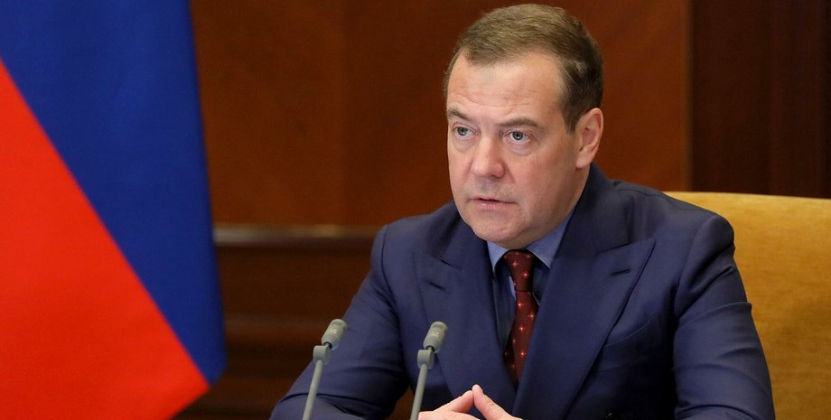 Медведєв загрожує Україні та Європі: удар по ЗАЕС призведе до атак на всі АЕС 4 Медведєв загрожує Україні та Європі: удар по ЗАЕС призведе до атак на всі АЕС 4