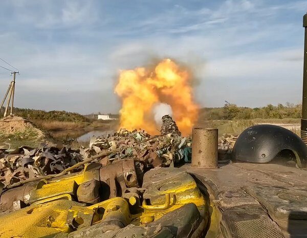 Важка техніка в Україні: як дрони перетворюють танки на мішень