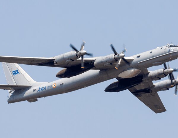 Головна 68 Військові СБУ ефектно знищили “Іскандер” та два Ту-142: відео бою