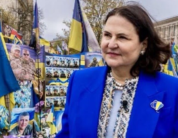 Росія вимагає виїзду дипломатів із…