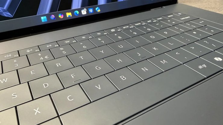 Windows-ноутбук 2026 року: експерт виявив лідера продуктивності 6 Windows-ноутбук 2026 року: експерт виявив лідера продуктивності 6