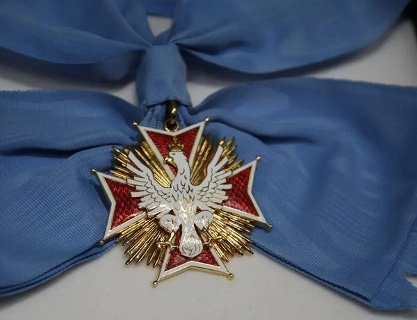Головна 84 Орден Білого Орла: чому Польща не позбавила нагород Муссоліні та…