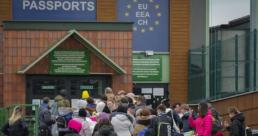 Головна 57 Українців призовного віку не депортуватимуть з ЄС: пояснення Чернєва