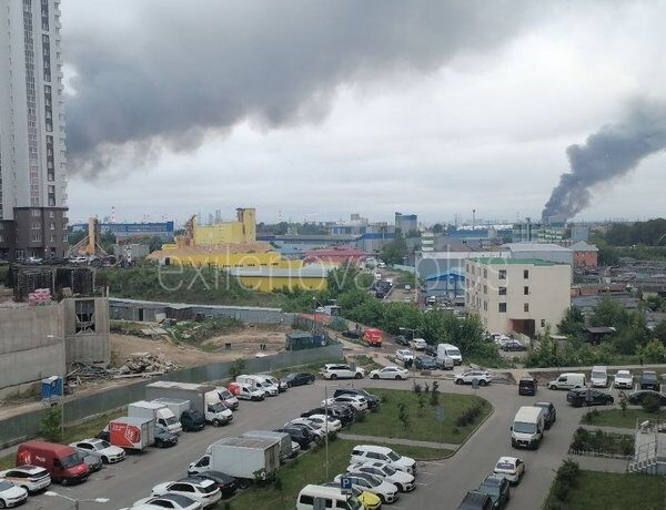 Головна 73 Дрони атакують російські військові об’єкти: нафтобазу під Ростовом та Москву…